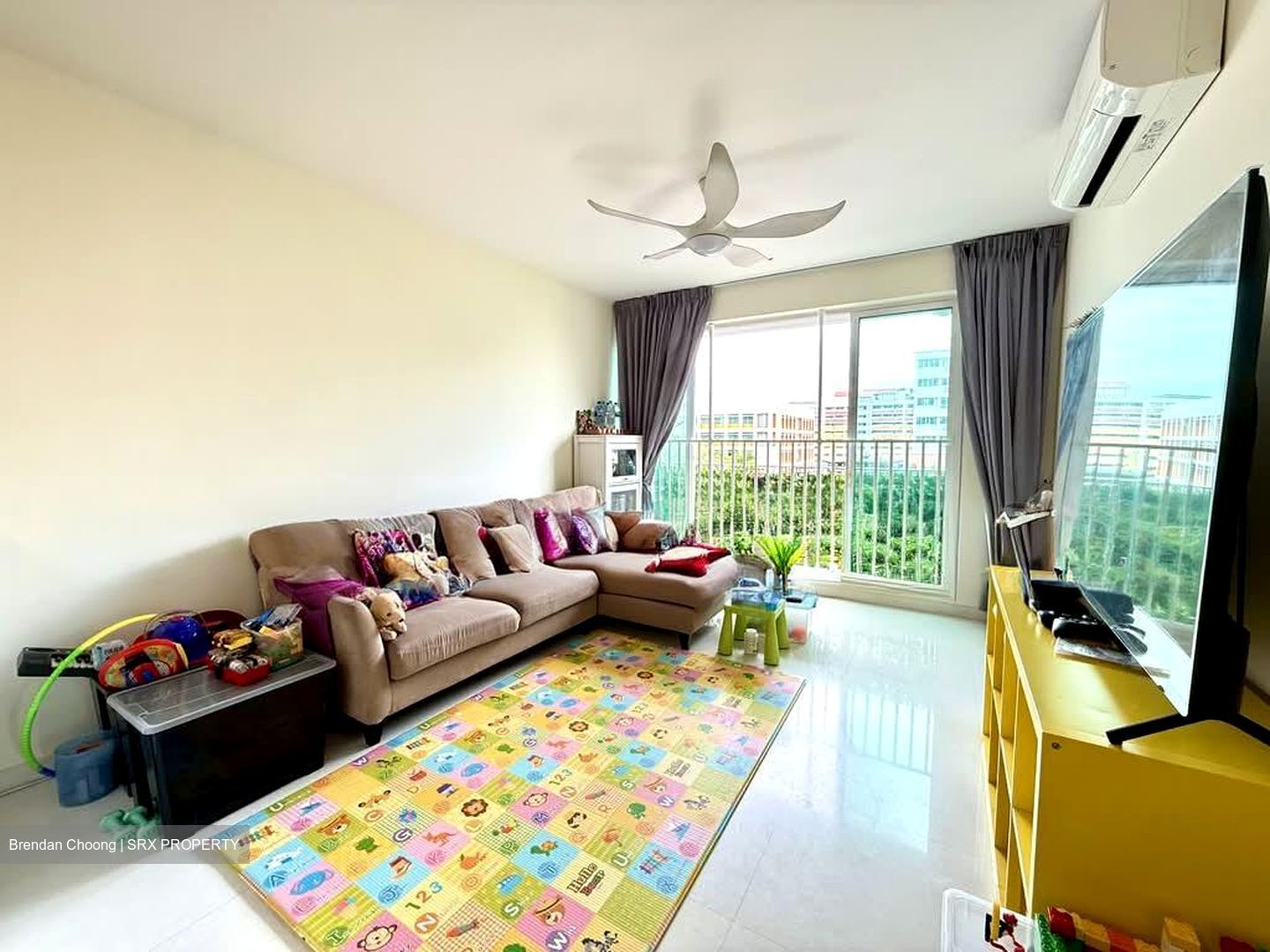 The Esparis (D18), Condominium #573706061